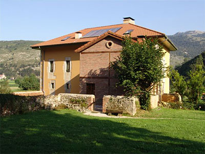 Outside of the country cottage La Villa de Palacios in Cantabria (Spain)